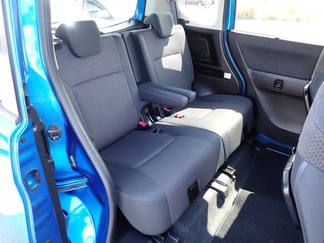 スズキ　ソリオ