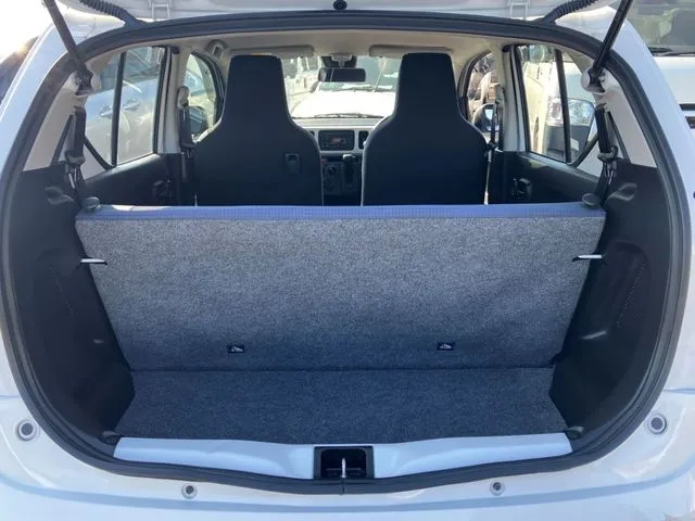 アルト　４ＷＤ（スズキ）の車両写真