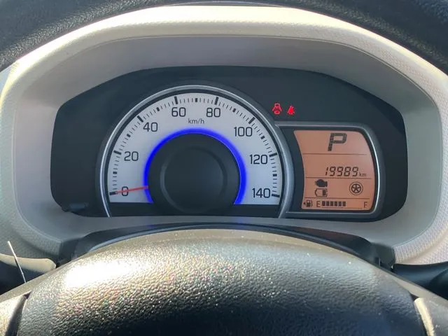 アルト　４ＷＤ（スズキ）の車両写真