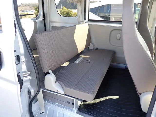 ミニキャブバン（ミツビシ）の車両写真