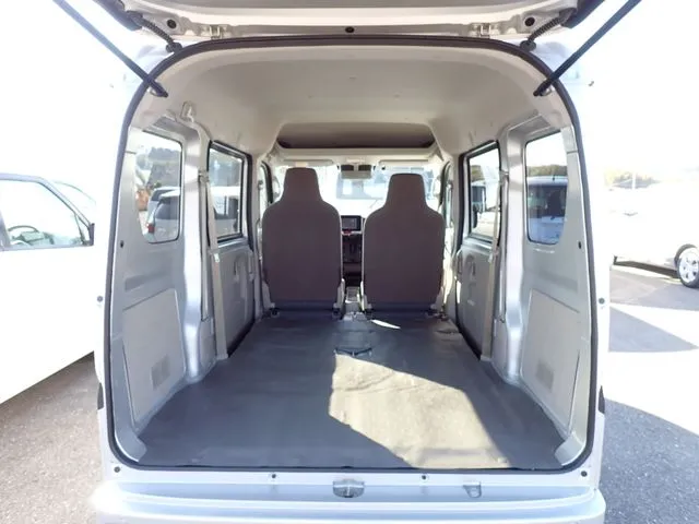 ミニキャブバン（ミツビシ）の車両写真