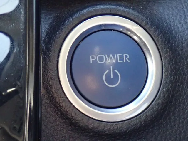 アクア（トヨタ）の車両写真