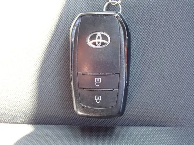 アクア（トヨタ）の車両写真