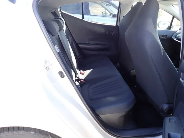 アクア（トヨタ）の車両写真