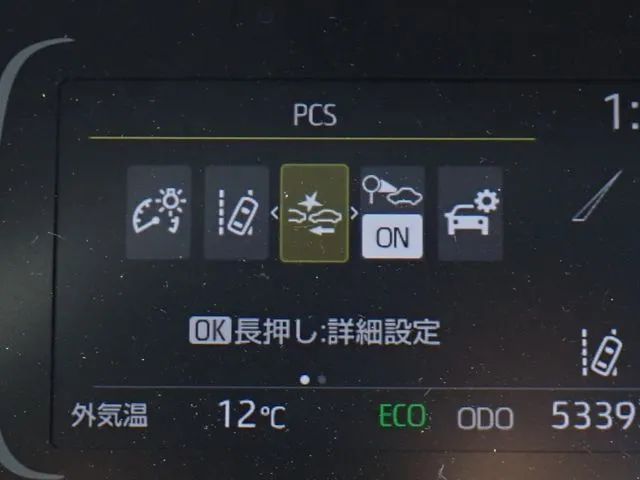 アクア（トヨタ）の車両写真