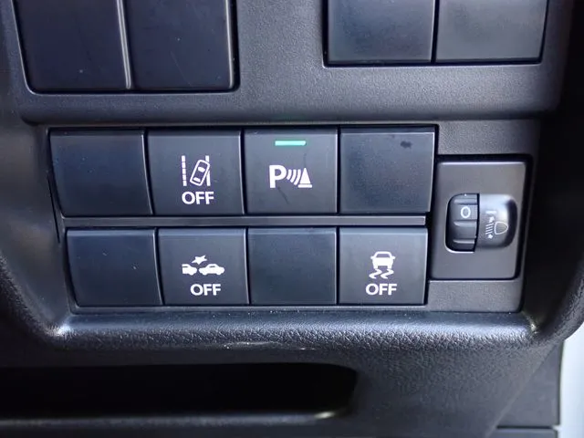 スズキ　ソリオ