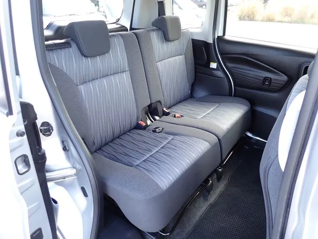 スズキ　ソリオ