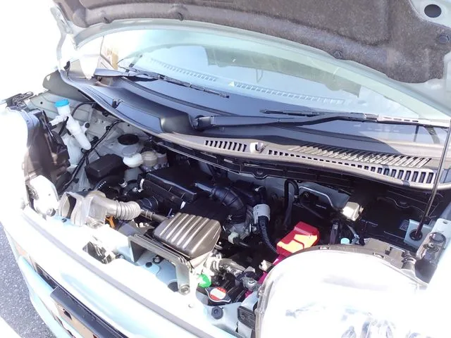 スペーシア（スズキ）の車両写真