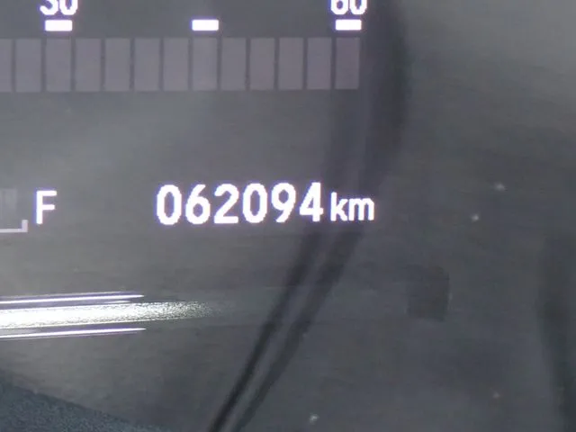 ホンダ　シャトル　ハイブリッド　４ＷＤ