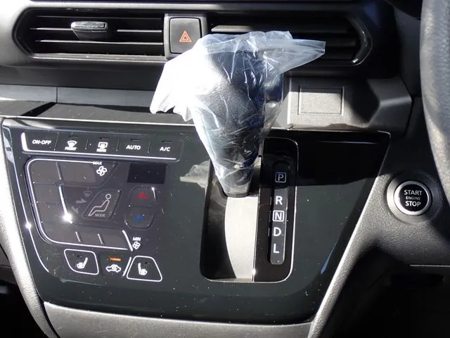 ルークス（ニッサン）の車両写真