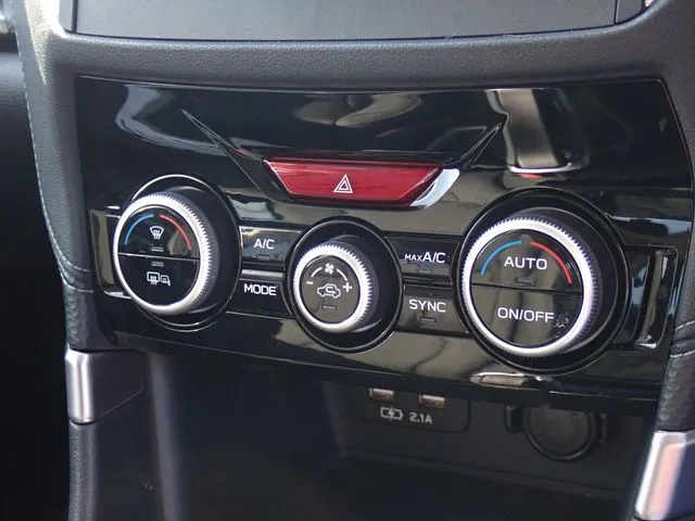 フォレスター（スバル）の車両写真