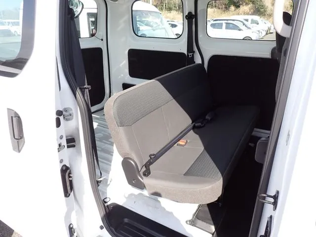 ニッサン　ＮＶ２００バネットバン