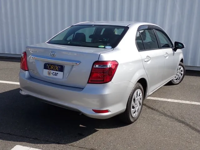 カローラアクシオ（トヨタ）の車両写真