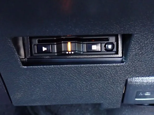 カローラアクシオ（トヨタ）の車両写真