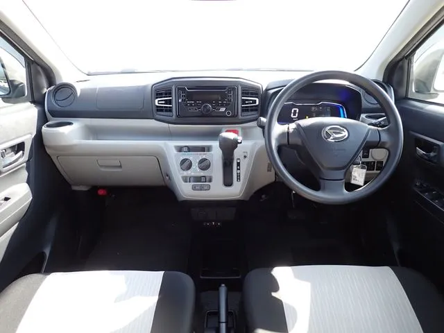 ミラ　イース（ダイハツ）の車両写真