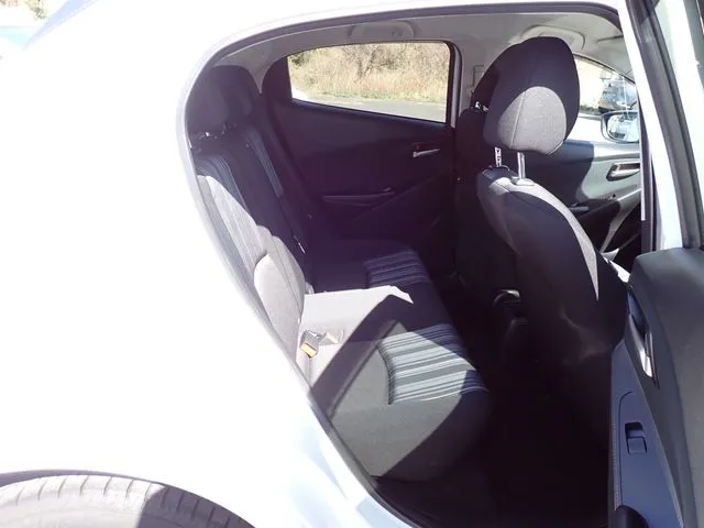 マツダ　ＭＡＺＤＡ２