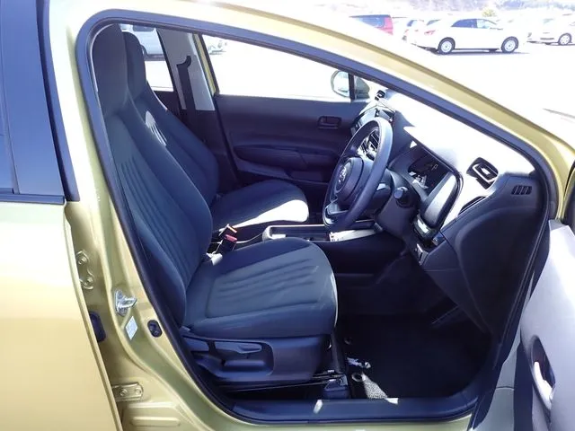 トヨタ　アクア