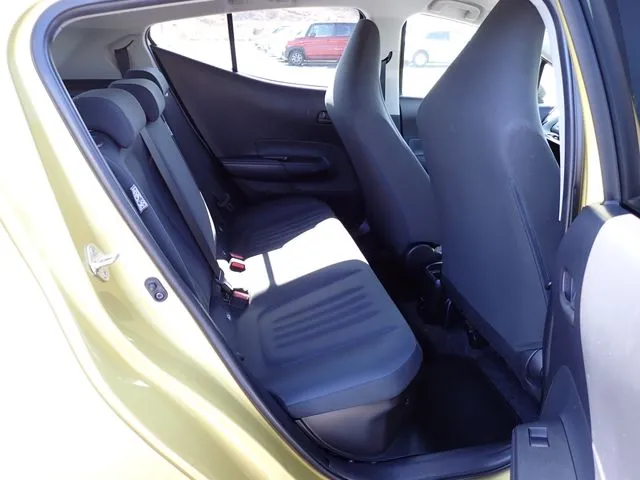 トヨタ　アクア