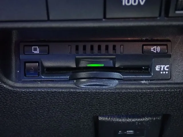 トヨタ　アクア