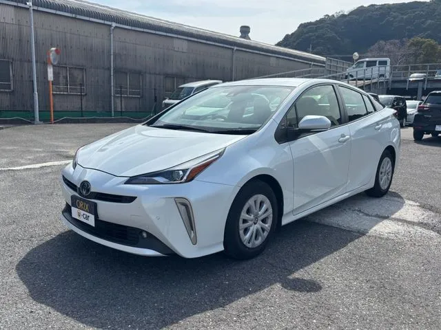 プリウス(トヨタ)|オリックスU-carの中古車