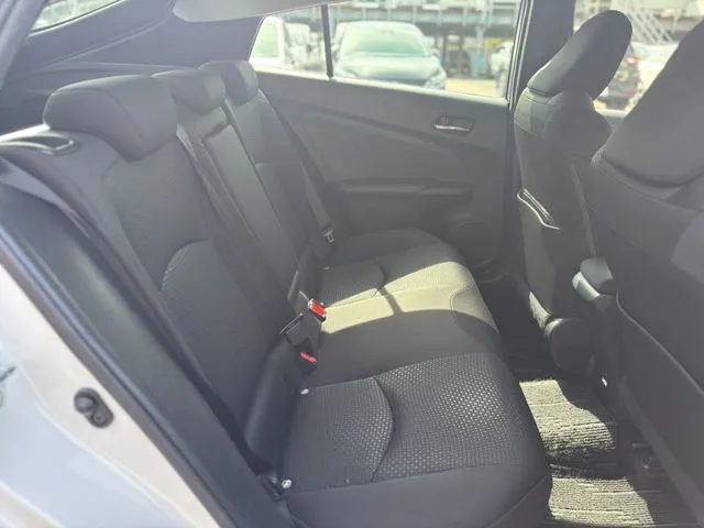 プリウス(トヨタ)の車両写真