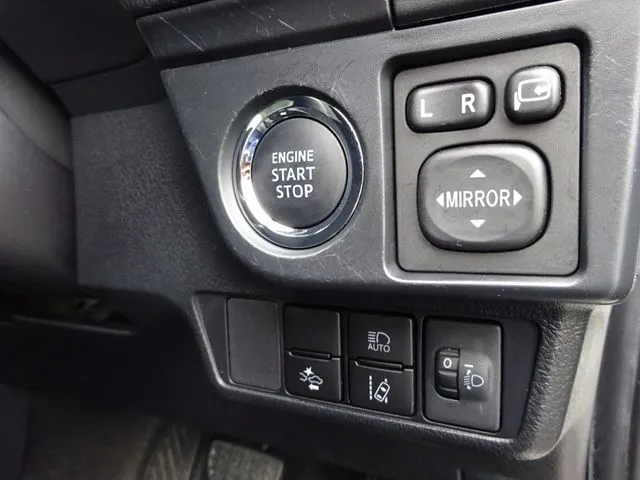 カローラアクシオ（トヨタ）の車両写真