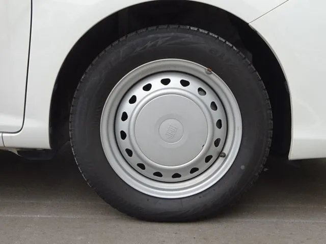 カローラアクシオ（トヨタ）の車両写真