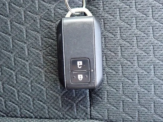 スズキ　スイフト