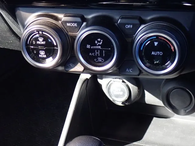 スズキ　スイフト