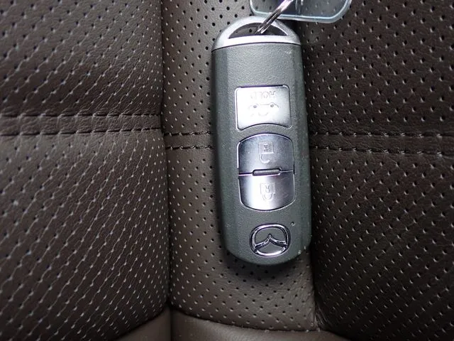 MAZDA6 セダン(マツダ)の車両写真