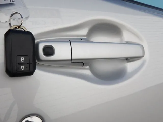 ワゴンＲ（スズキ）の車両写真