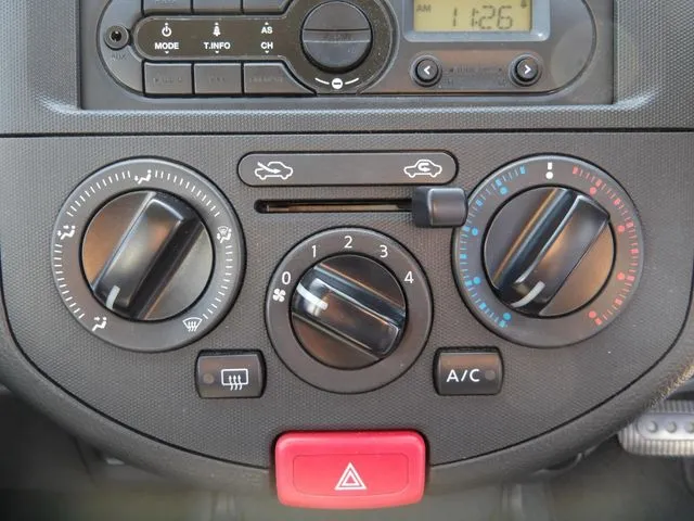 ＮＶ１５０　ＡＤ　２ＷＤ（ニッサン）の車両写真