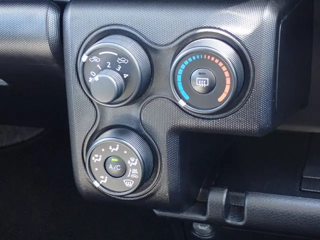 トヨタ　プロボックスバン　４ＷＤ