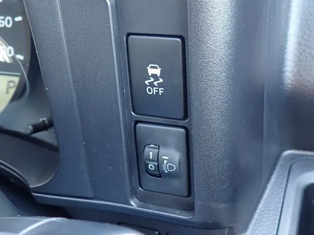 トヨタ　プロボックスバン　４ＷＤ