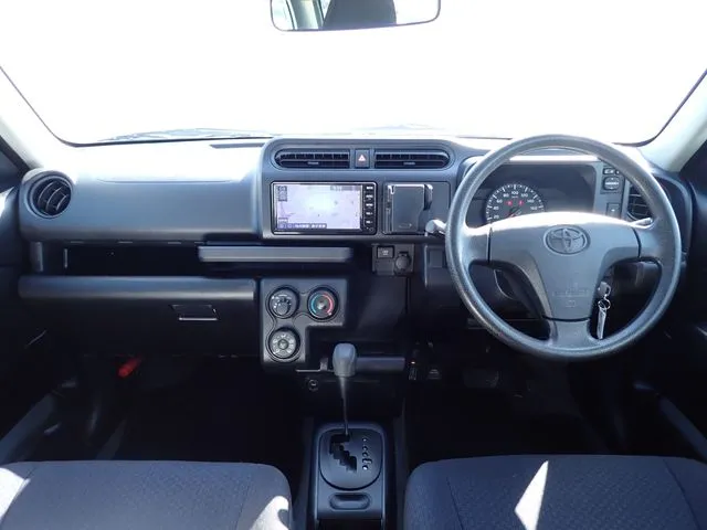 トヨタ　プロボックスバン　４ＷＤ