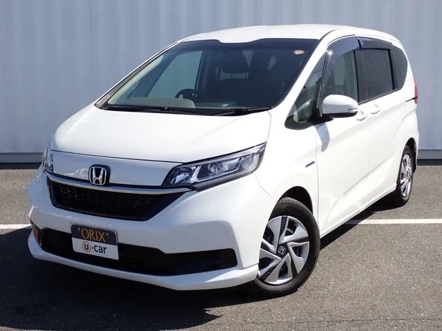 ホンダ　フリードプラス　ハイブリッド