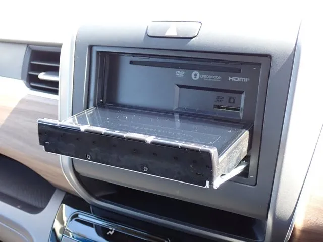 ホンダ　フリードプラス　ハイブリッド