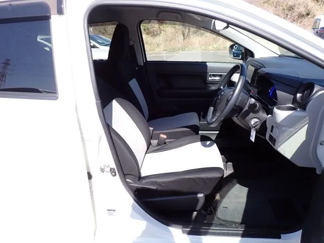 ダイハツ ミラ イース