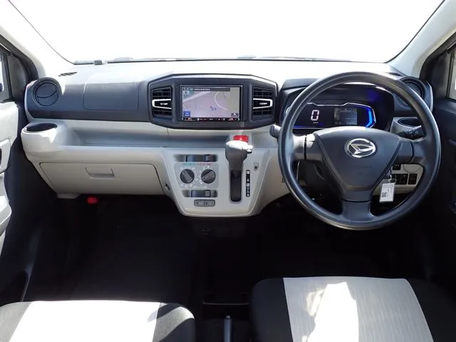 ダイハツ ミラ イース