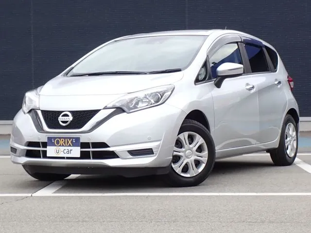 ノート（ニッサン）の車両写真