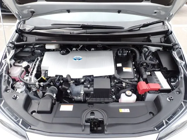 トヨタ プリウス