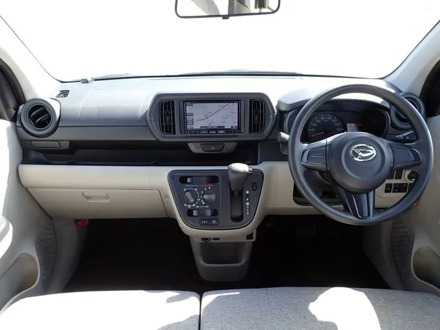 ダイハツ　ブーン