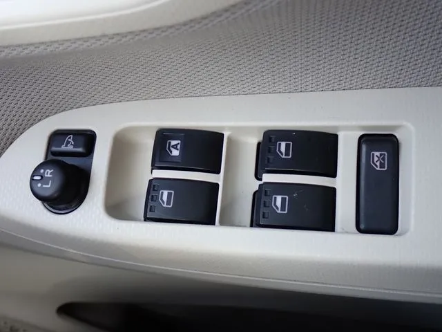 ダイハツ　ムーヴ　４ＷＤ