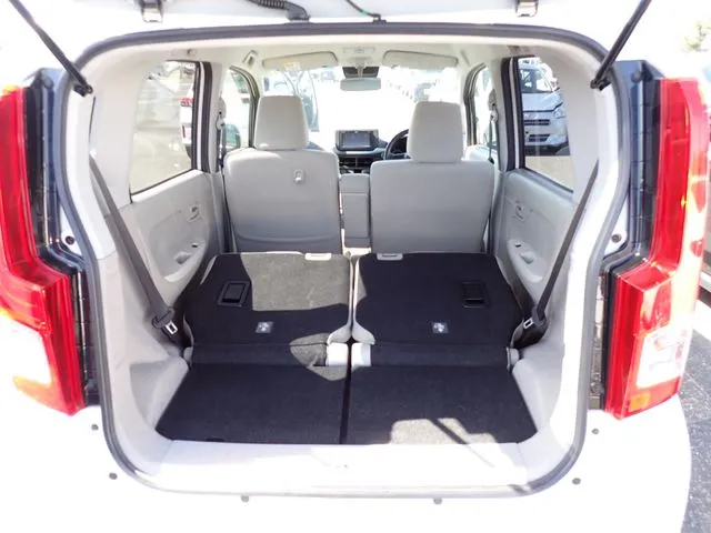 ダイハツ　ムーヴ　４ＷＤ