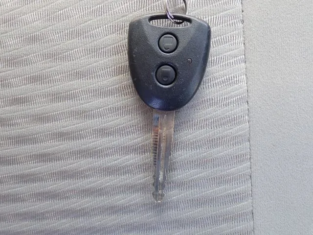 ダイハツ　ムーヴ　４ＷＤ