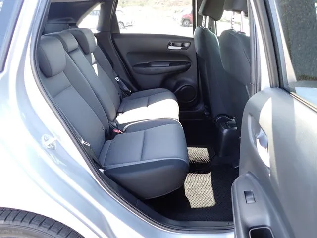 ホンダ　フィット　４ＷＤ