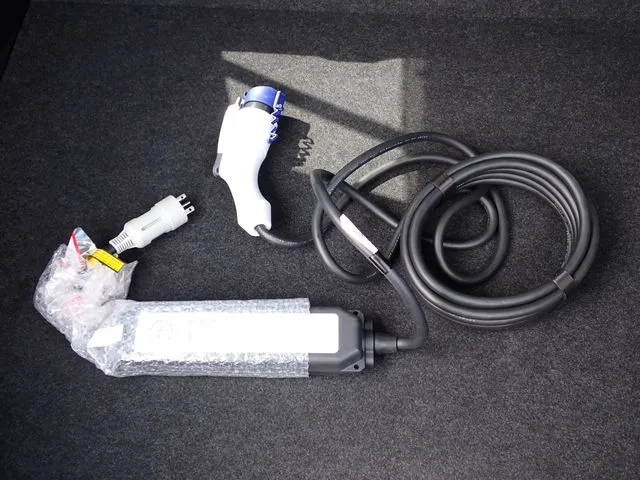 リーフ(ニッサン)の車両写真