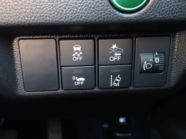 ホンダ　フィット　ハイブリッド