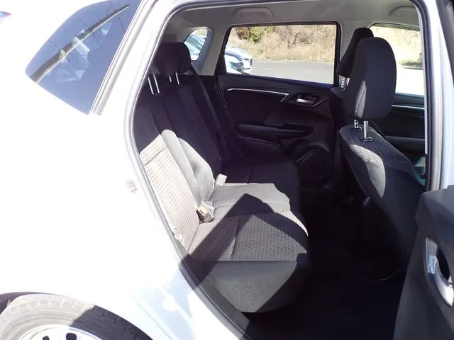 ホンダ　フィット　ハイブリッド