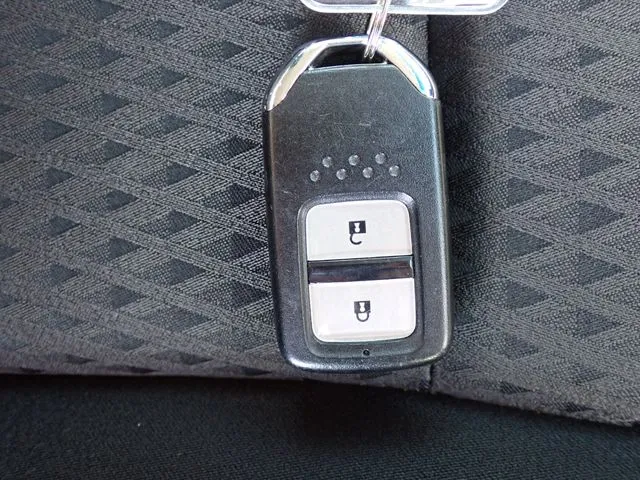 ホンダ　フィット　ハイブリッド